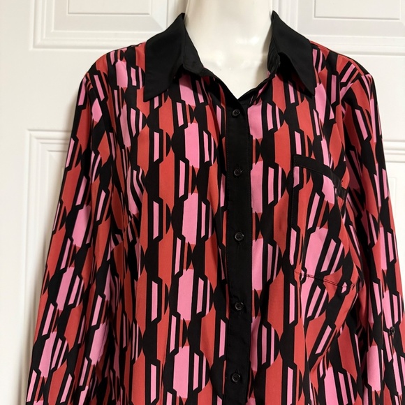 Valerie Stevens High LowButton Up Blouse Top SZ Medium Valentine's Romantic Date - Picture 6 of 6
